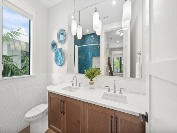 Luxury Lido Key Vacation Rental  Sarasota Beachfront Home with Rooftop Deck & Pool